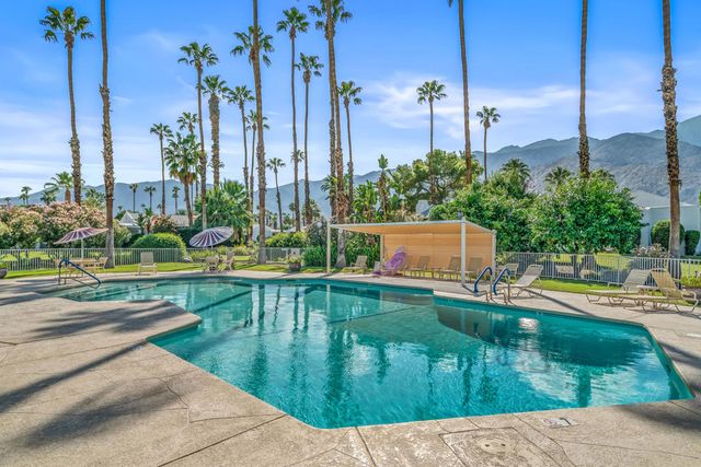 1728 Capri Circle, Palm Springs, CA 92262