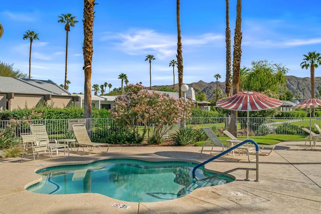 1728 Capri Circle, Palm Springs, CA 92262