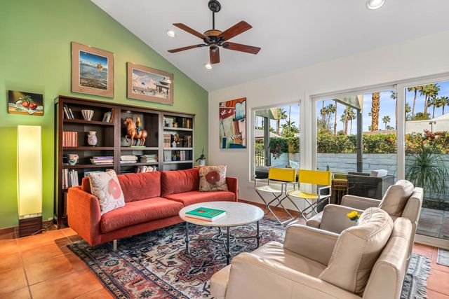 1728 Capri Circle, Palm Springs, CA 92262