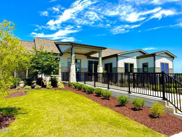 520 Eversden Drive, Zebulon, NC 27597