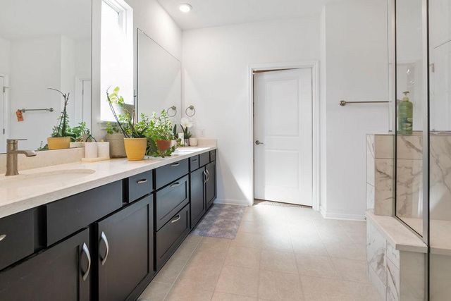 232 Barton Oak TRL, Georgetown, TX 78628