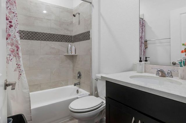 232 Barton Oak TRL, Georgetown, TX 78628