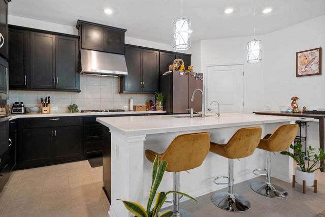 232 Barton Oak TRL, Georgetown, TX 78628