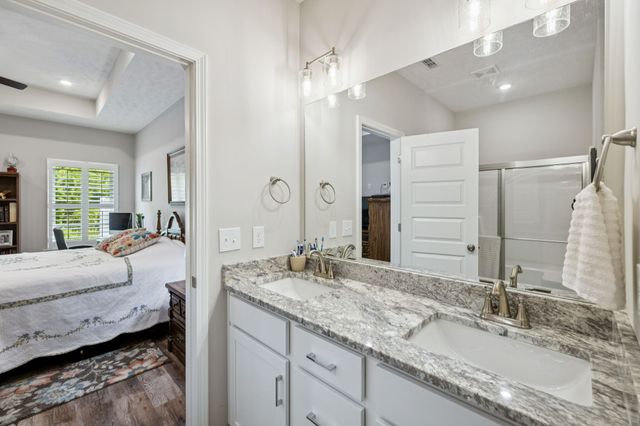 143 Creek Wood Rd, Manchester, TN 37355