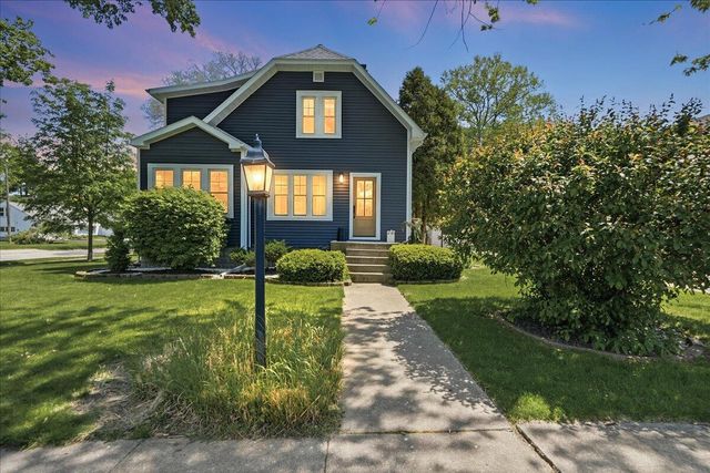 1208 Franklin Street, Valparaiso, IN 46383