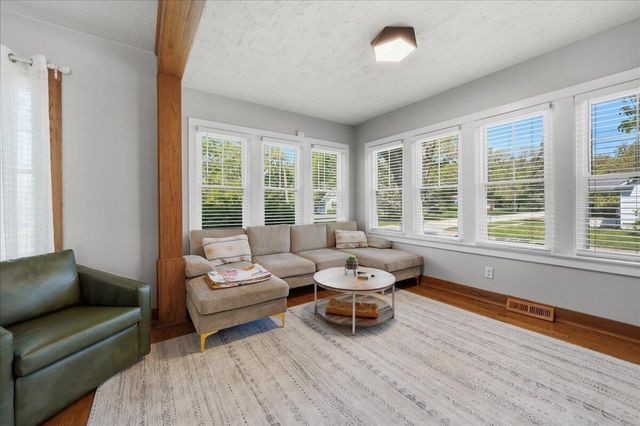1208 Franklin Street, Valparaiso, IN 46383