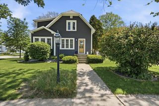 1208 Franklin Street, Valparaiso, IN 46383
