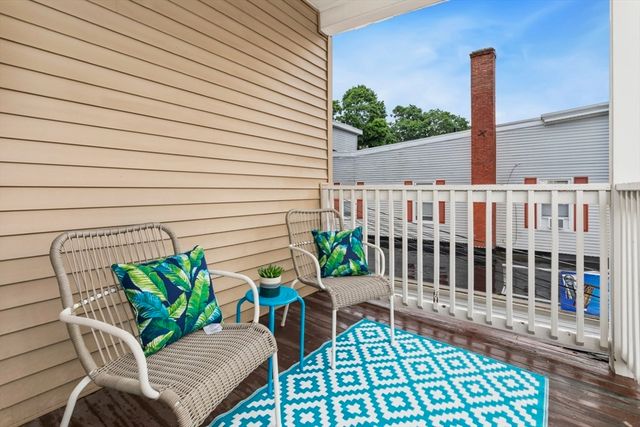 51 New Ocean St 3, Swampscott, MA 01907