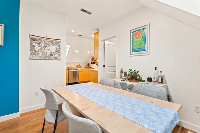 51 New Ocean St 3, Swampscott, MA 01907