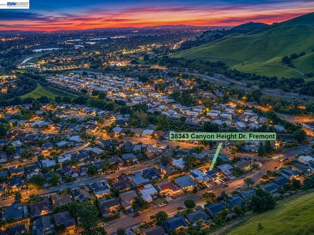 38343 Canyon Heights Dr, Fremont, CA 94536
