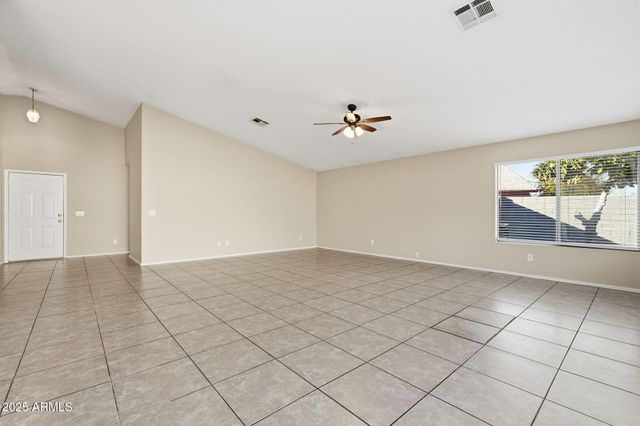 2715 N 90TH Avenue, Phoenix, AZ 85037