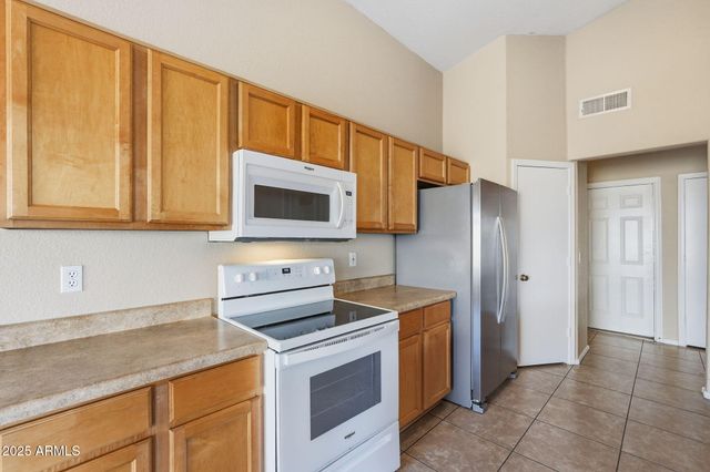 2715 N 90TH Avenue, Phoenix, AZ 85037