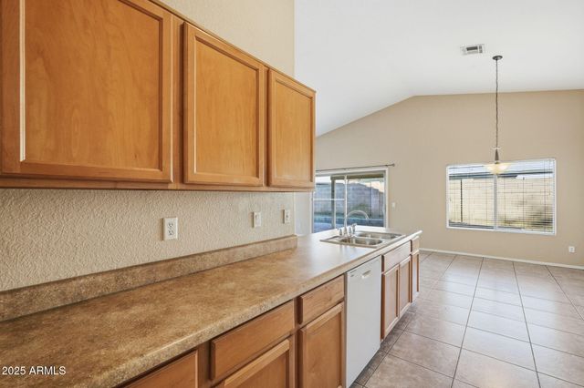 2715 N 90TH Avenue, Phoenix, AZ 85037