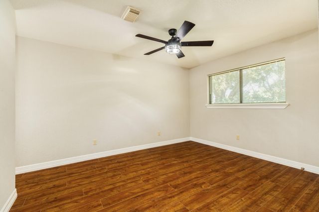 1600 Azalea Street, Sweeny, TX 77480