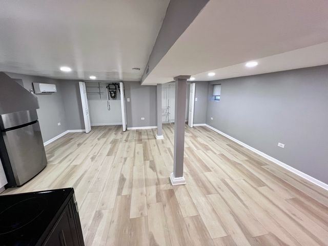 5628 W Eastwood Avenue GR, Chicago, IL 60630
