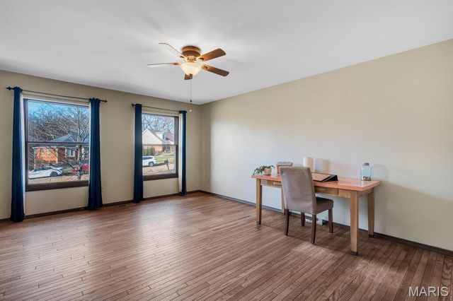 710 Briarfarm Lane, Kirkwood, MO 63122