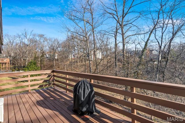 710 Briarfarm Lane, Kirkwood, MO 63122