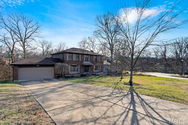 710 Briarfarm Lane, Kirkwood, MO 63122