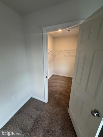 8528 ENGLESIDE ST, Alexandria, VA 22309