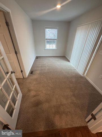 8528 ENGLESIDE ST, Alexandria, VA 22309