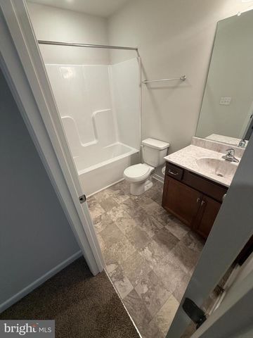 8528 ENGLESIDE ST, Alexandria, VA 22309