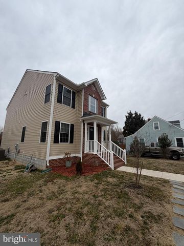 8528 ENGLESIDE ST, Alexandria, VA 22309
