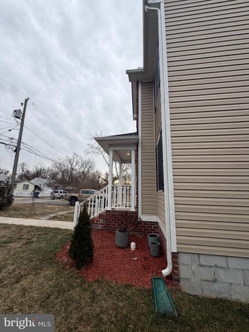 8528 ENGLESIDE ST, Alexandria, VA 22309