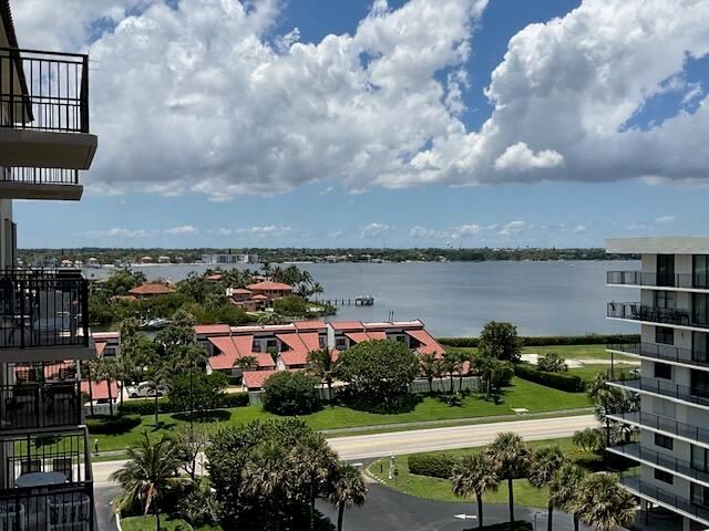 3475 S Ocean Boulevard 7150, Palm Beach, FL 33480