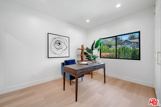 244 S Gramercy Place, Los Angeles, CA 90004