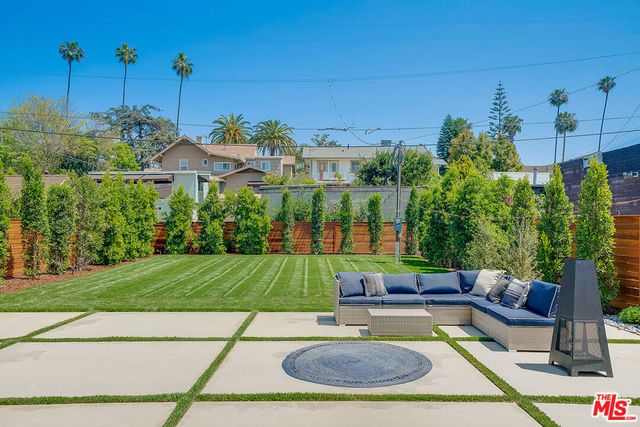 244 S Gramercy Place, Los Angeles, CA 90004