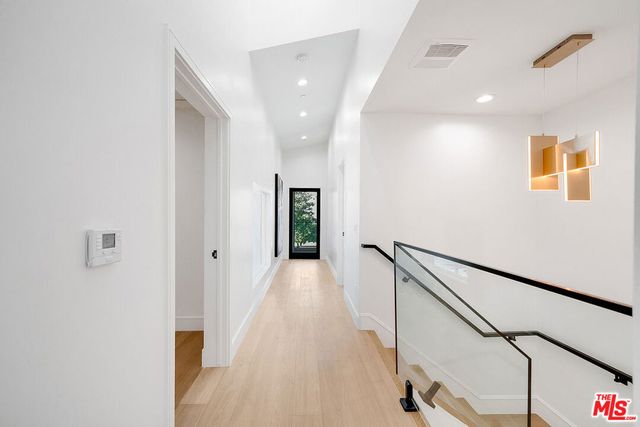 244 S Gramercy Place, Los Angeles, CA 90004