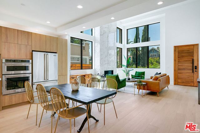 244 S Gramercy Place, Los Angeles, CA 90004