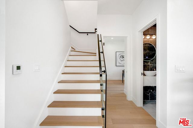 244 S Gramercy Place, Los Angeles, CA 90004