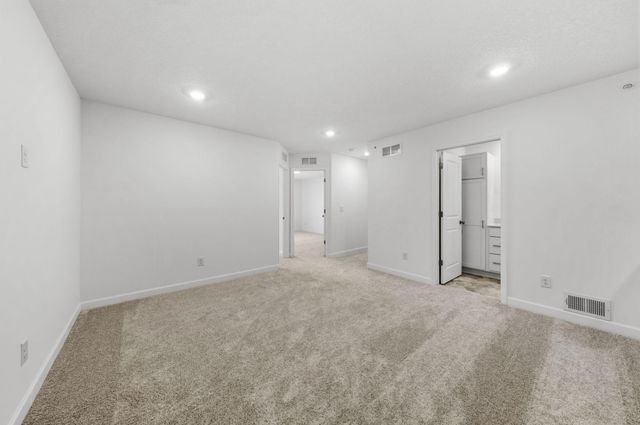15006 Adare Way, Rosemount, MN 55068