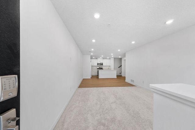 15006 Adare Way, Rosemount, MN 55068