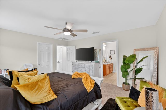 968 Burnett Drive, Aubrey, TX 76227