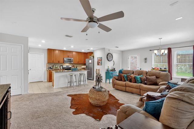 968 Burnett Drive, Aubrey, TX 76227