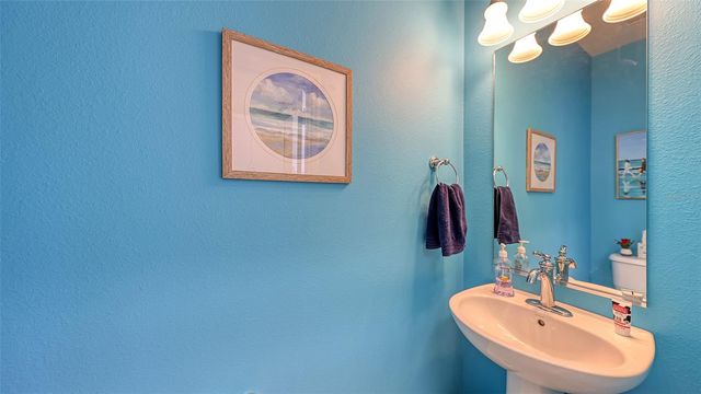 3736 82ND AVENUE CIRCLE E 103, Sarasota, FL 34243