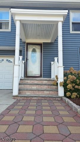 118 Prospect St, Franklin Twp., NJ 08873