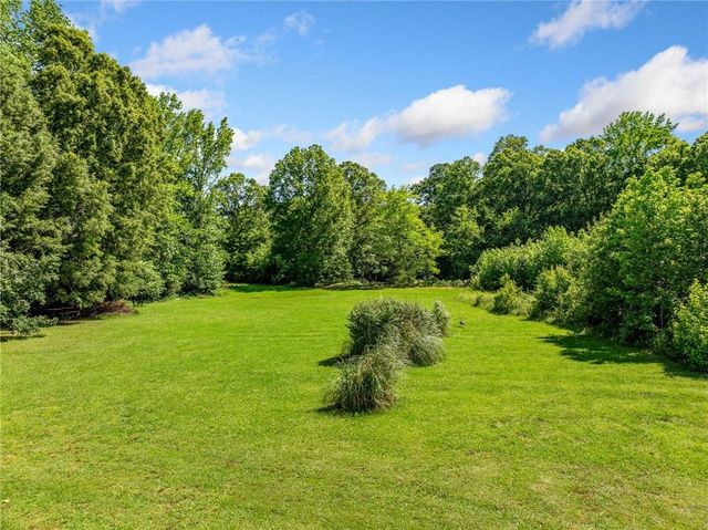 226 EUHARLEE FIVE FORKS Road, Kingston, GA 30145