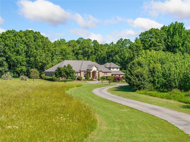 226 EUHARLEE FIVE FORKS Road, Kingston, GA 30145