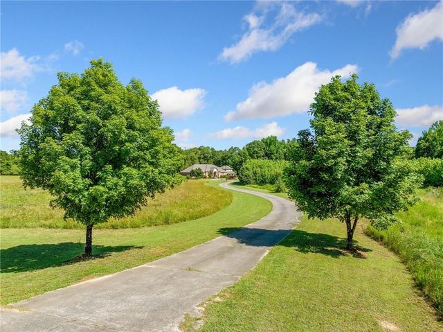 226 EUHARLEE FIVE FORKS Road, Kingston, GA 30145