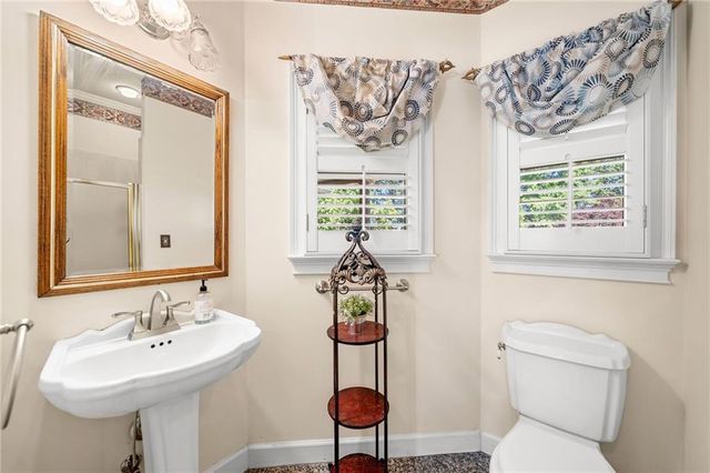 226 EUHARLEE FIVE FORKS Road, Kingston, GA 30145