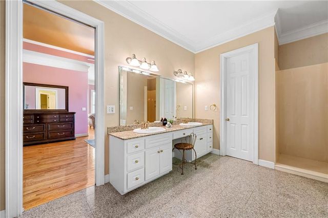 226 EUHARLEE FIVE FORKS Road, Kingston, GA 30145