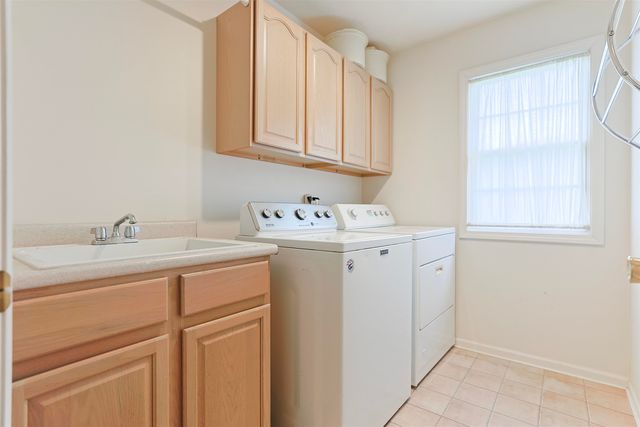 1416 Stone Trail, South Bend, IN 46614