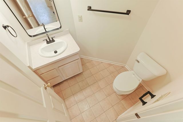 1416 Stone Trail, South Bend, IN 46614