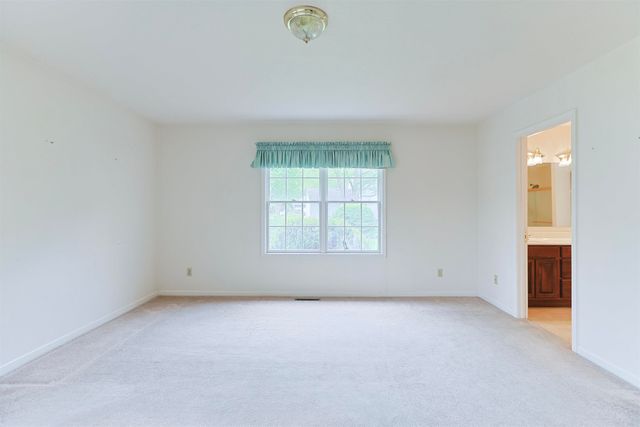1416 Stone Trail, South Bend, IN 46614