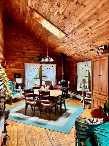 487 PLAIN MEETING HOUSE Road, West Greenwich, RI 02817