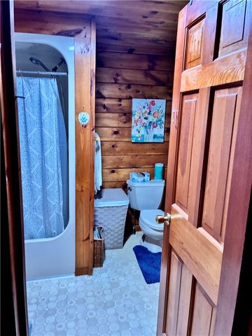 487 PLAIN MEETING HOUSE Road, West Greenwich, RI 02817