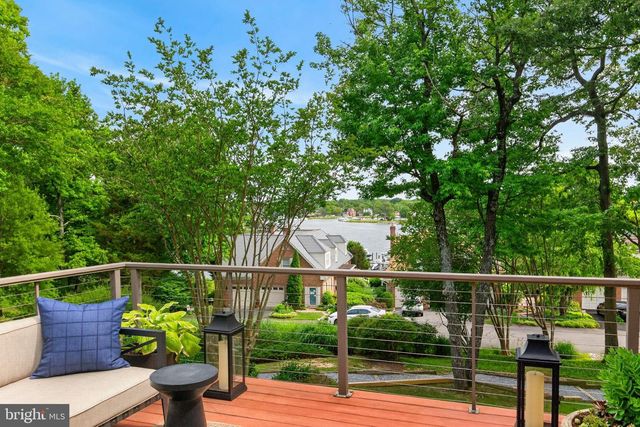 1010 S RIVER LANDING RD, Edgewater, MD 21037